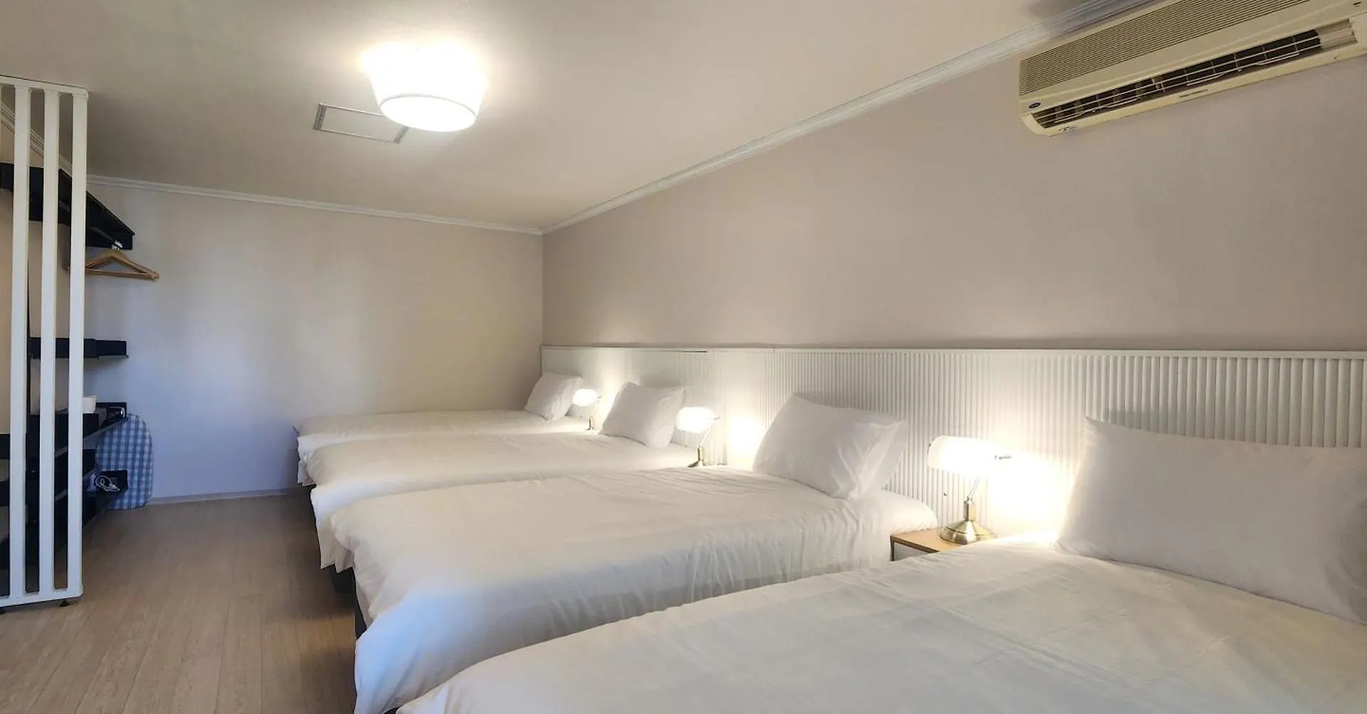 Apartmán Hongdae Yeondral Park, Z3, 7 Minutes From Hongik Univ Station Exit 5, Elevator Ok Soul 0*,  Jižní Korea
